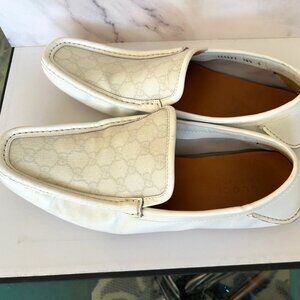 GUCCI White Leather GG Supreme Drivers Mens Loafers  Size 10.5 G / 11.5 US